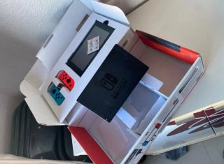 Nintendo Switch Azul y Rojo