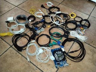 Lote Cables Varios (HDMI, VGA, USB, Red)