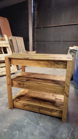 Mueble de baño madera reciclada y piedra