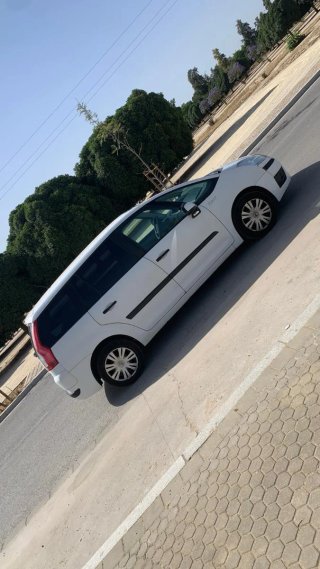 Citroen Grand C4 Picasso 2011