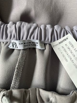 Falda larga gris Zara