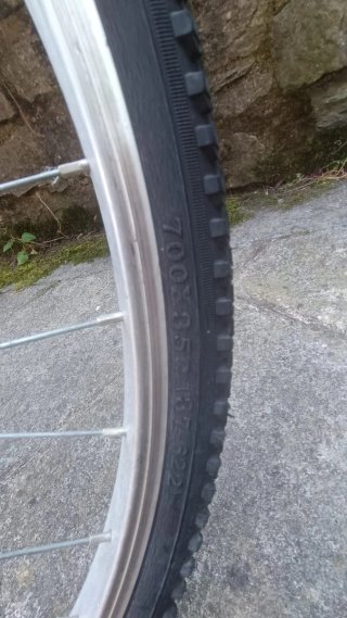 Bicicleta Nakamura con sospensione anteriore