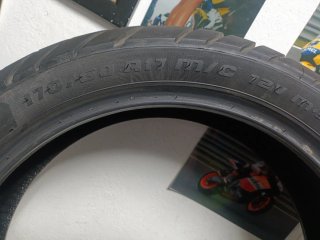 Neumático Metzeler Trasero