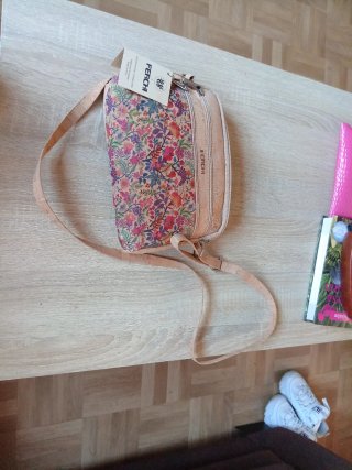 Bolso bandolera Ferchi estampado floral