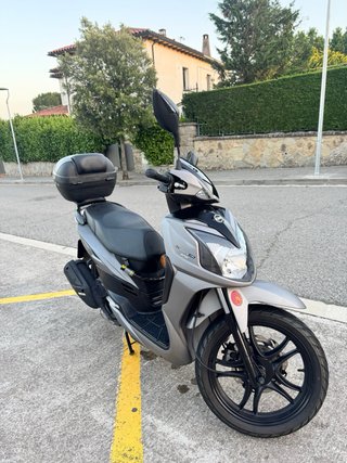 SYM Scooter