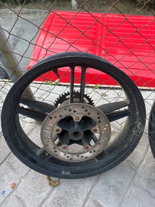 Ruedas Beta RRT y Yamaha TZR