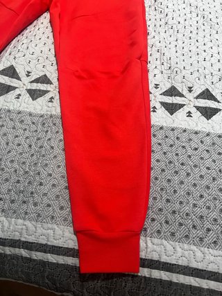 Pantalones Nike Rojos Tech Fleece