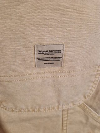 Pantalón baggy beige