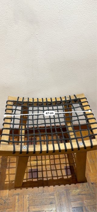 Banco moderno madera y tejido
