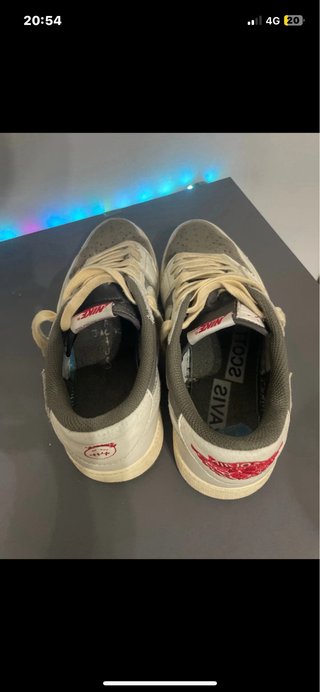 Jordan 1 Mid x Travis Scott