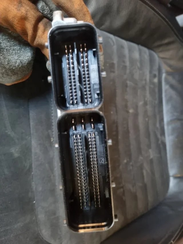 Centralita 03L 907 309 N VW Audi Seat