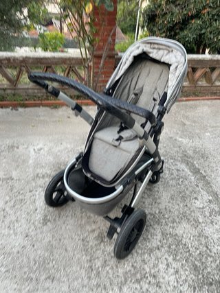 Carrito Joolz Geo 2 Gris con cuco y carrito bebé