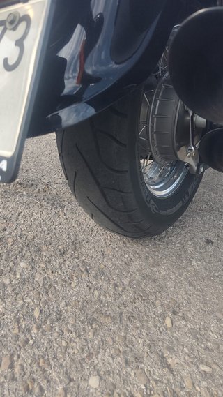 Suzuki Intruder C800 Negra