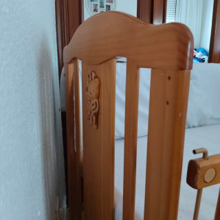 Cuna de madera