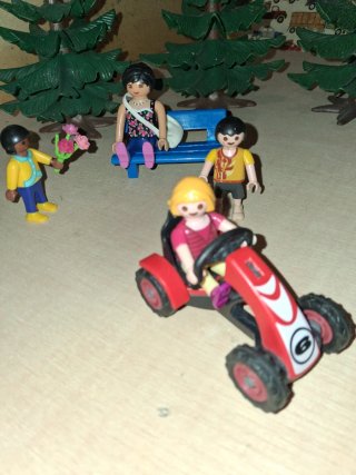 Set Playmobil Figure e Auto