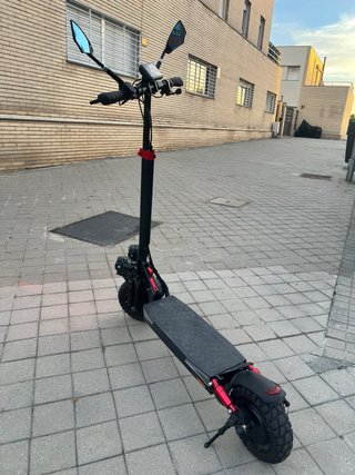 Patín Eléctrico con Doble Faro LED