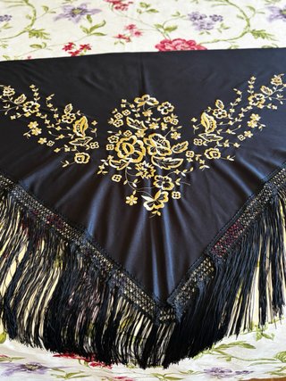 Mantoncillos Flamenca Negros Bordados
