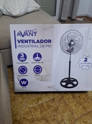 Ventilador AVANT Industrial de Pie 70W