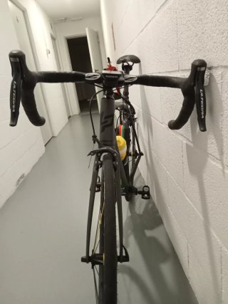 Bicicleta de carretera Lapierre con pocos KM.