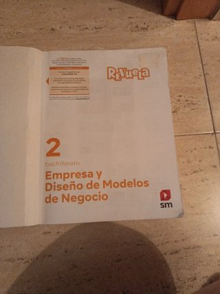 Empresas y diseño de modelos de negocio 2 bachi...