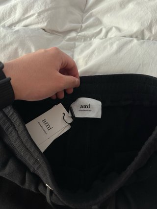 Pantalones cortos Ami Paris negros