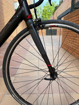 Bicicleta Carretera Orbea Avant Negra