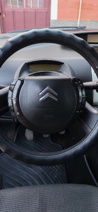 Citroën C4 1.6 HDi. Cupe .Todo muy bien cuidado!