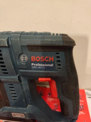 Taladro Percutor Bosch GBH 18V-21 + Batería 4.0Ah