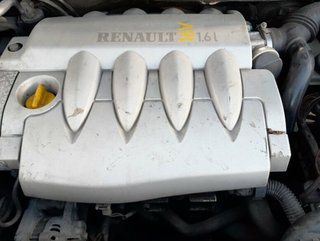 Renault 8200073220j faro megane berlina 5p 1153010