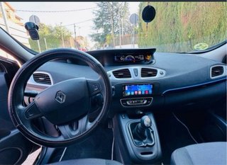 Renault Grand Scenic 2012