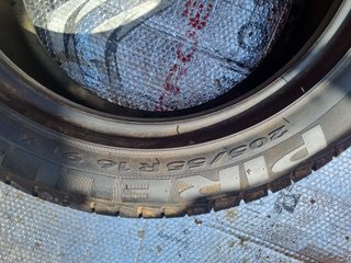 Neumático Pirelli 205/55 R16 91V P7