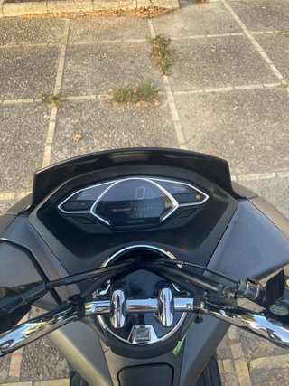 Honda PCX 125 Gris Mate