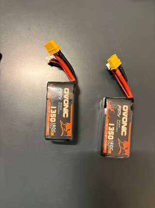 2x Batterie Ovonic 1350mAh 4S 140C FPV