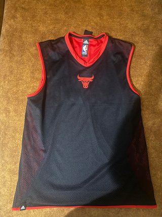 Camiseta Deportiva Adidas Chicago Negra Roja