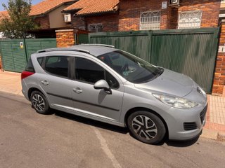 Peugeot 207 2011