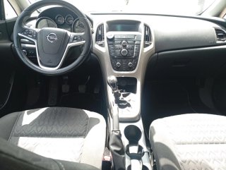 Opel Astra 2014