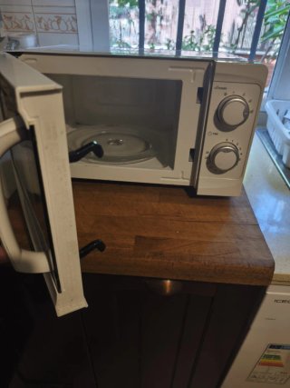 Microondas blanco