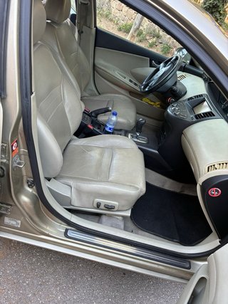 Nissan Primera 2.0 automatico2004 ZBE,C 155.000km