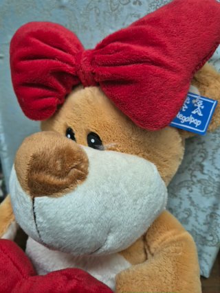 Peluche perrita Corazón Rojo,  T' estimo