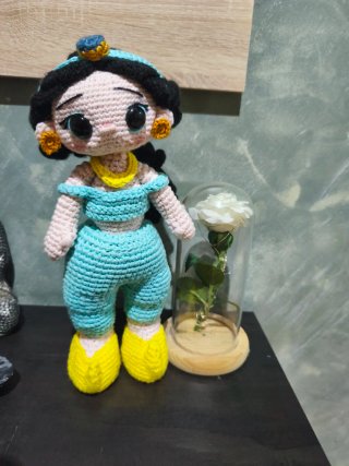 Muñeca Jazmín Crochet