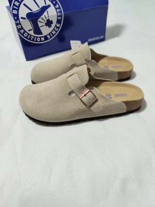 Zuecos Birkenstock Beige Talla 40