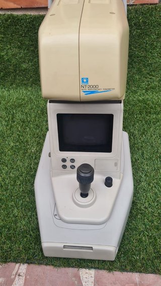 Tonómetro Nidek NT-2000