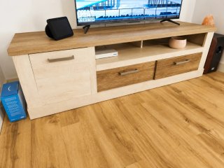 Mueble TV madera y beige