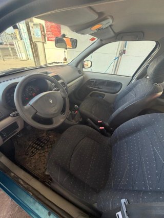 Renault Clio 2002