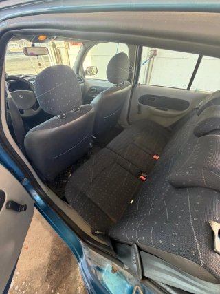 Renault Clio 2002
