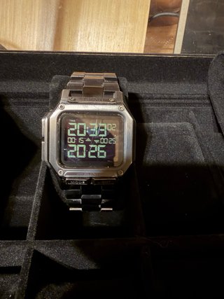 Lote 4 relojes: Calvin Klein,Casio Edifice ,2Nixon