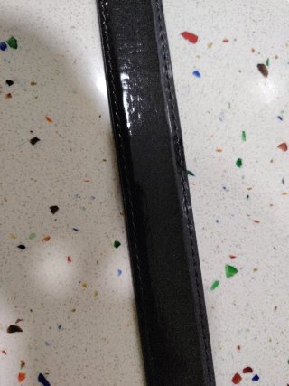 Cinturones negro brillo