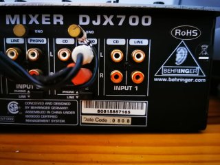 Mesa de mezclas behringer djx700 sin uso