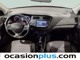 Hyundai i20 1.2 MPI Essence LE 62 kW (84 CV)