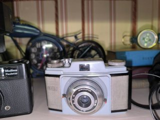 2 Fotocamere Vintage Halina Paulette Nere